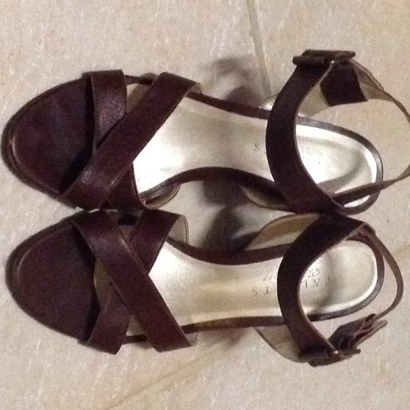 Talbots Brown Sandals - Picture 5 of 5